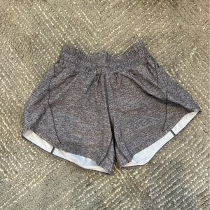 Lululemon High-Rise Shorts 4"
